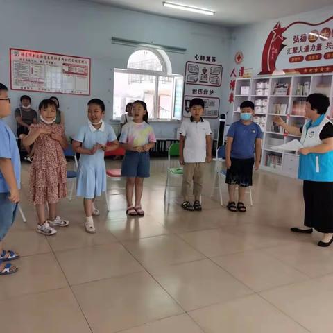 点亮童心 与爱同行