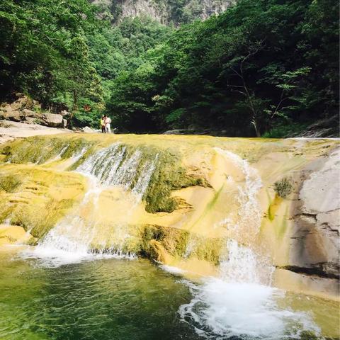 河南回龙天界山和天然氧吧青龙峡大峡谷