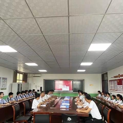【关爱学生 幸福成长】冀南新区南左良中学“在党旗下成长--党团队一体化传承”活动
