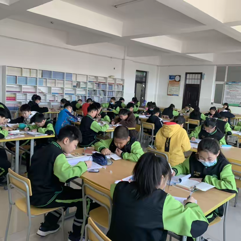 书香飘逸  快乐阅读 ——大庆市第十九中学语文阅读课