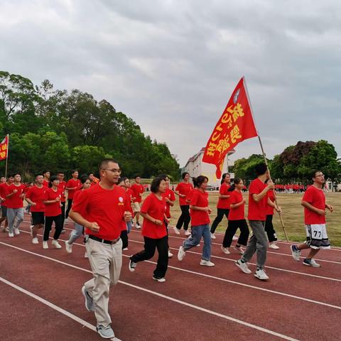 激情跑操，绽放青春风采！——樟木高中高三年级开展大课间跑操活动为高考加油