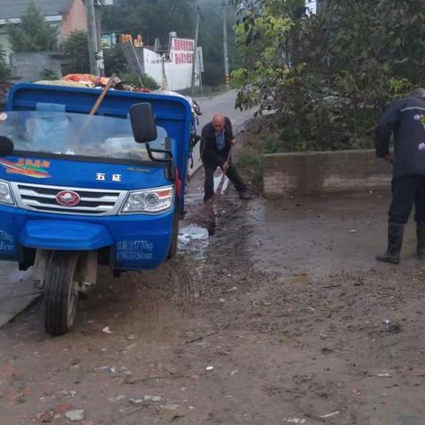 马额街办做好双节期间农村人居环境整治工作