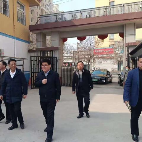 区领导卜炳献到新曙光第六小学开展校园食品安全督导检查