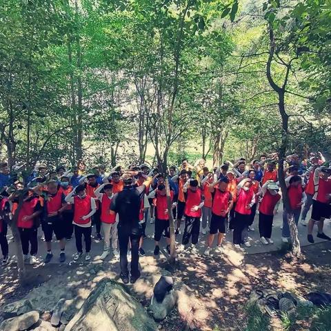 一天行程！团建活动➕中餐➕自助烧烤