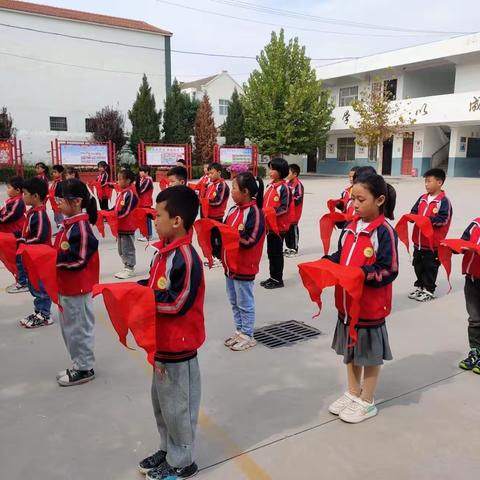 喜迎建队日，争做好队员——魏庄街道大车东小学建队日入队仪式