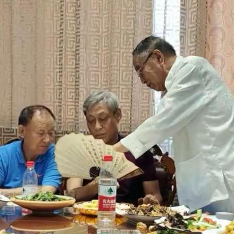 赠扇