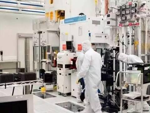 半导体工厂内部的照片